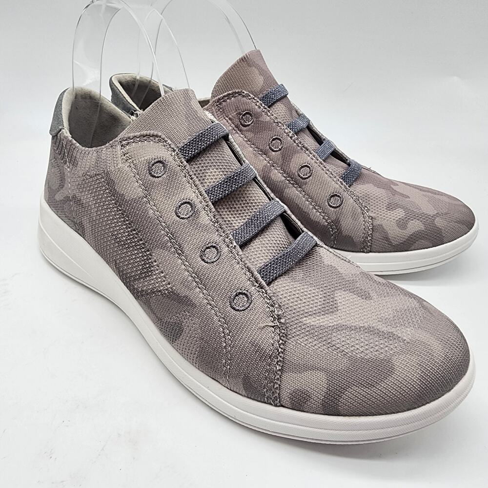 Bzees Golden Knit Slip-on Sneakers Gray Camo Casual Shoes‎ 9M
